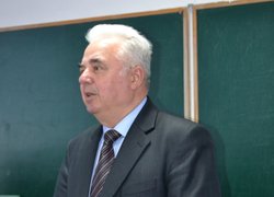 З вступним словом виступив професор кафедри економіки Семенда Д.К.